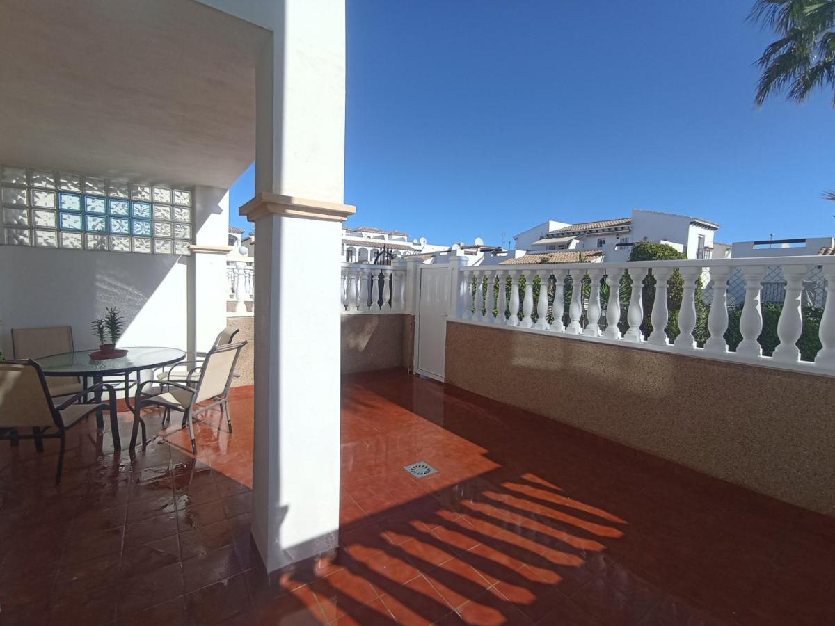 Spectacular Apartment In Punta Prima Alicante Exteriör bild